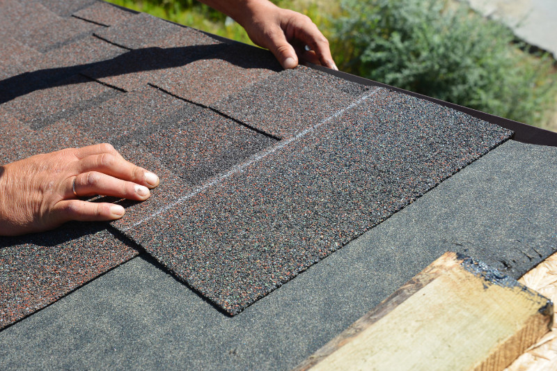 שומרים על גג יבש - כיצד לשמור על הבית יבש כל השנה עם שירות איטום גגות בתל אביב?